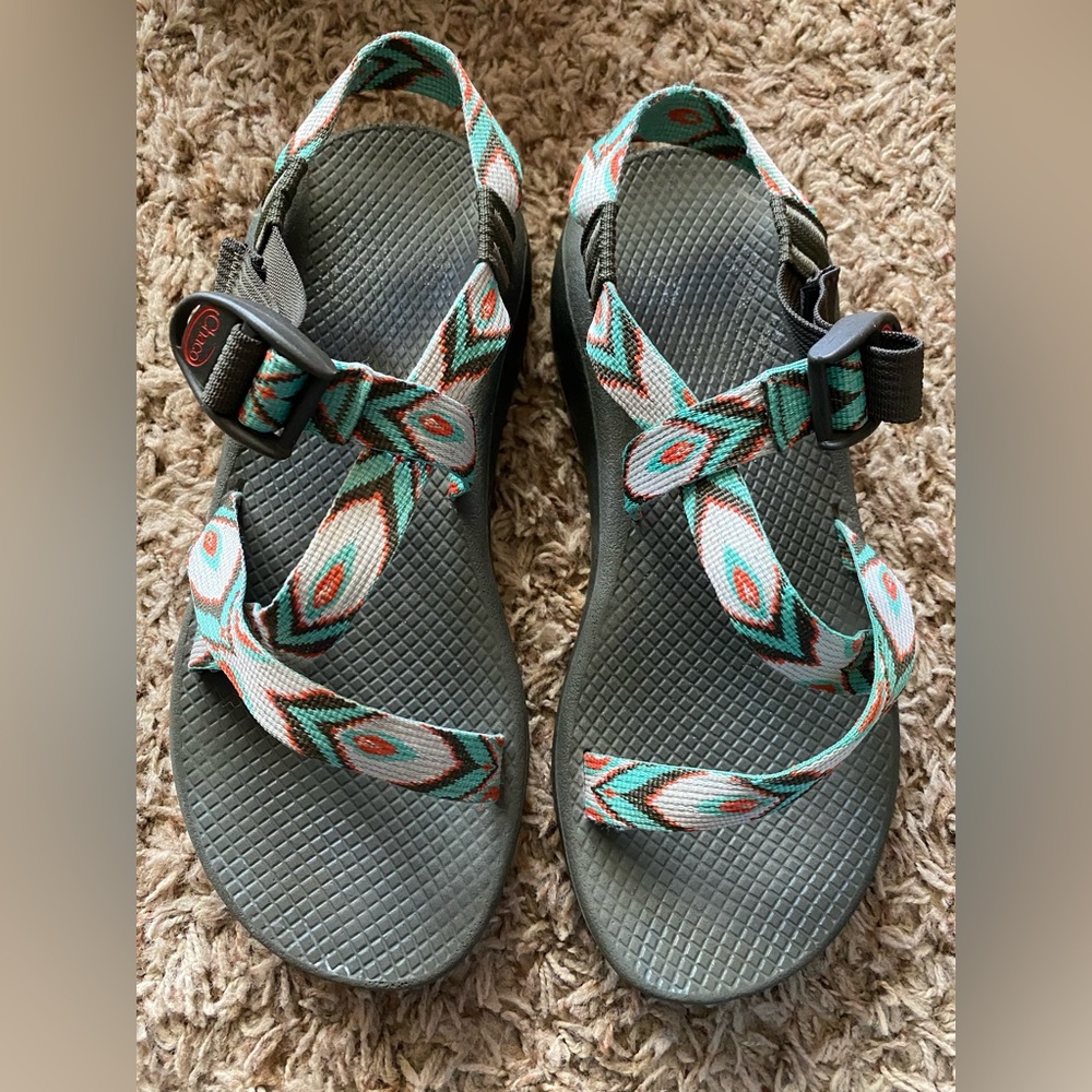 Chacos ladies size 9 sandals good cond